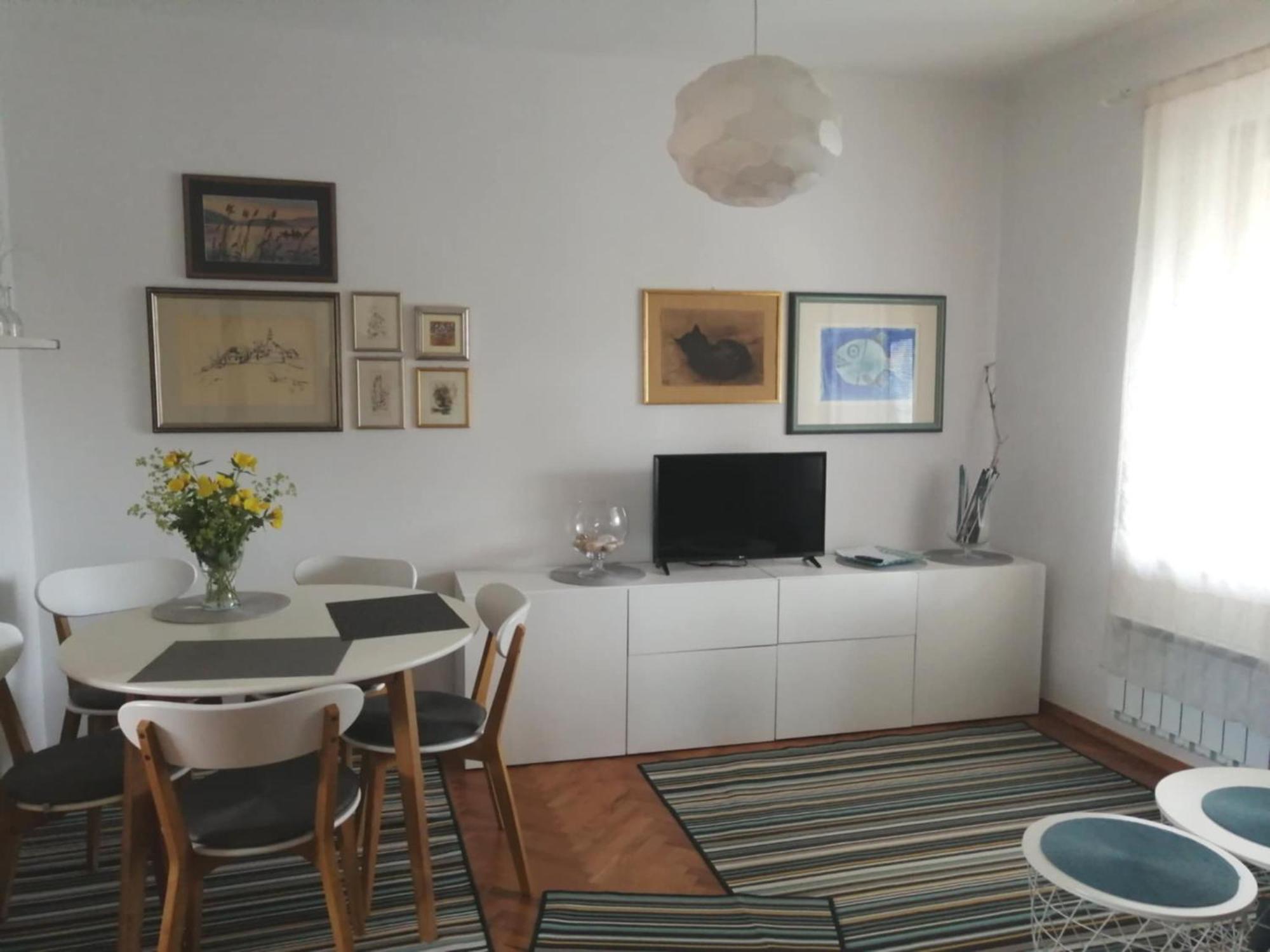 City Center Blue Sky House Postojna Luaran gambar